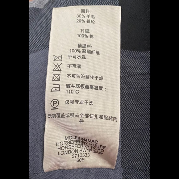 Aunthentic Burberry Wool Coat Men’s - Small - Picture 7 of 10